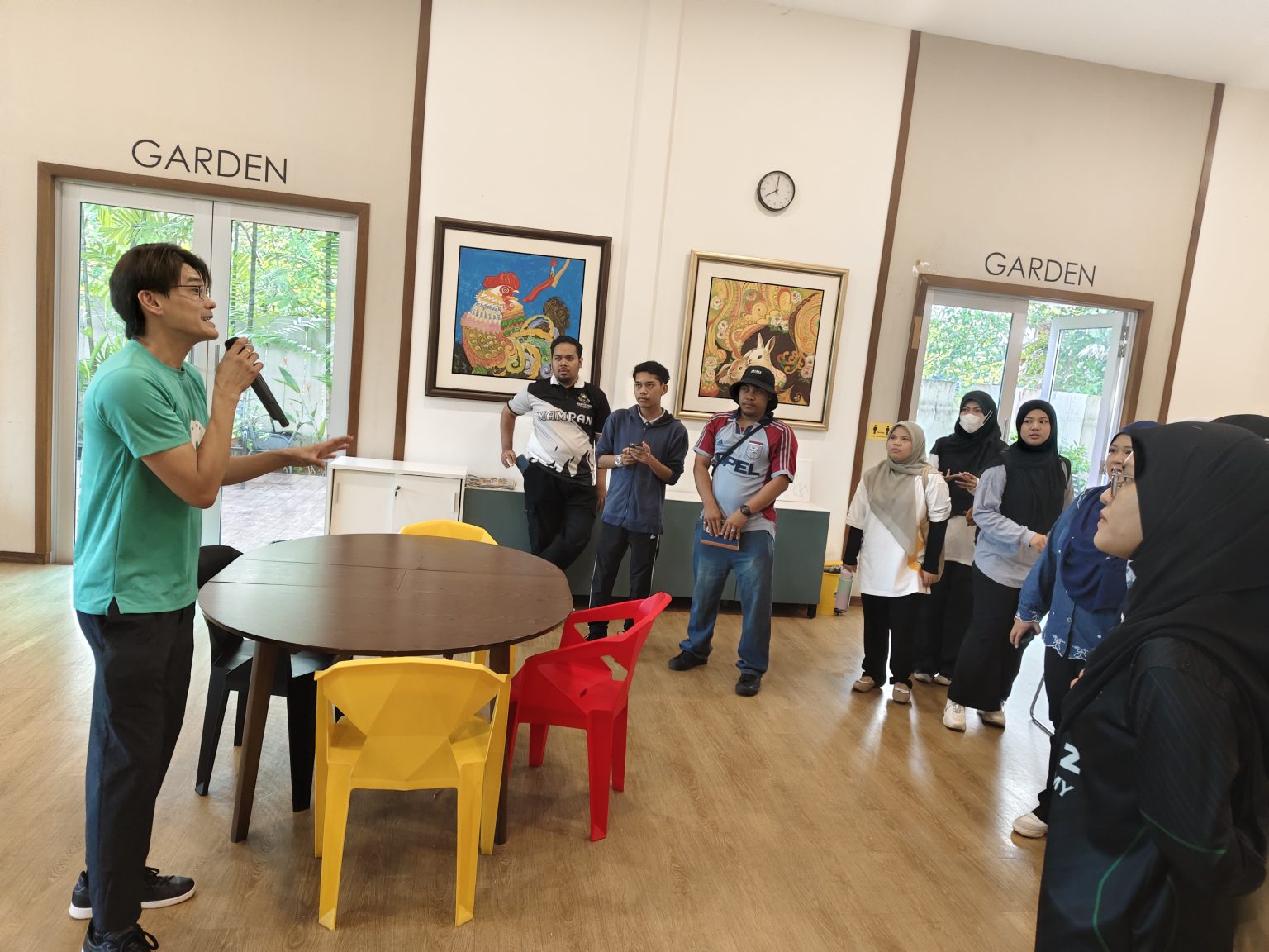 filter: 0; fileterIntensity: 0.0; filterMask: 0; captureOrientation: 0;
algolist: 0;
multi-frame: 1;
brp_mask:8;
brp_del_th:0.0118,0.0000;
brp_del_sen:0.1000,0.1000;
motionR: 0;
delta:null;
module: photo;hw-remosaic: false;touch: (-1.0, -1.0);sceneMode: 2621440;cct_value: 0;AI_Scene: (-1, -1);aec_lux: 215.88171;aec_lux_index: 0;albedo: ;confidence: ;motionLevel: 0;weatherinfo: null;temperature: 31;