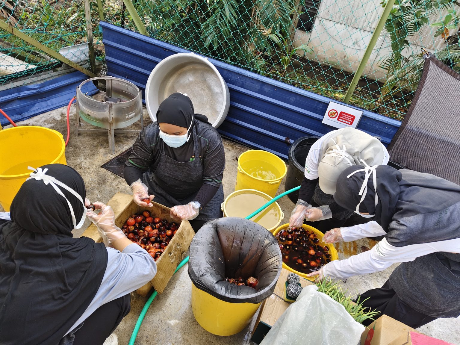 filter: 0; fileterIntensity: 0.0; filterMask: 0; captureOrientation: 0;
algolist: 0;
multi-frame: 1;
brp_mask:8;
brp_del_th:0.0391,0.0000;
brp_del_sen:0.1000,0.0000;
motionR: 0;
delta:null;
module: photo;hw-remosaic: false;touch: (-1.0, -1.0);sceneMode: 2621440;cct_value: 0;AI_Scene: (-1, -1);aec_lux: 206.61676;aec_lux_index: 0;albedo: ;confidence: ;motionLevel: 65537;weatherinfo: null;temperature: 40;